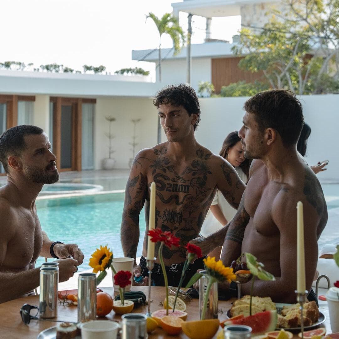 A poolside gathering at Rouv.